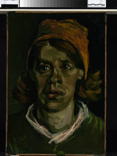 F0160 Head of a woman